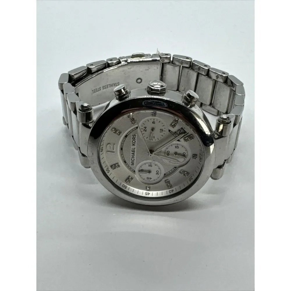 Michael Kors MK5275 Women Silver Stainless Steel Analog Dial Quartz Watch JNA719
